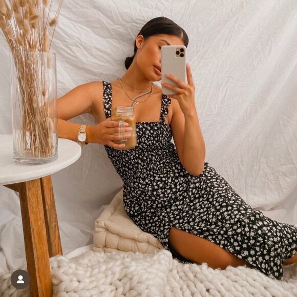 Abercrombie & Fitch Black Floral Sleeveless Smocked Slit Midi A-line Dress Sz XS - Picture 2 of 6